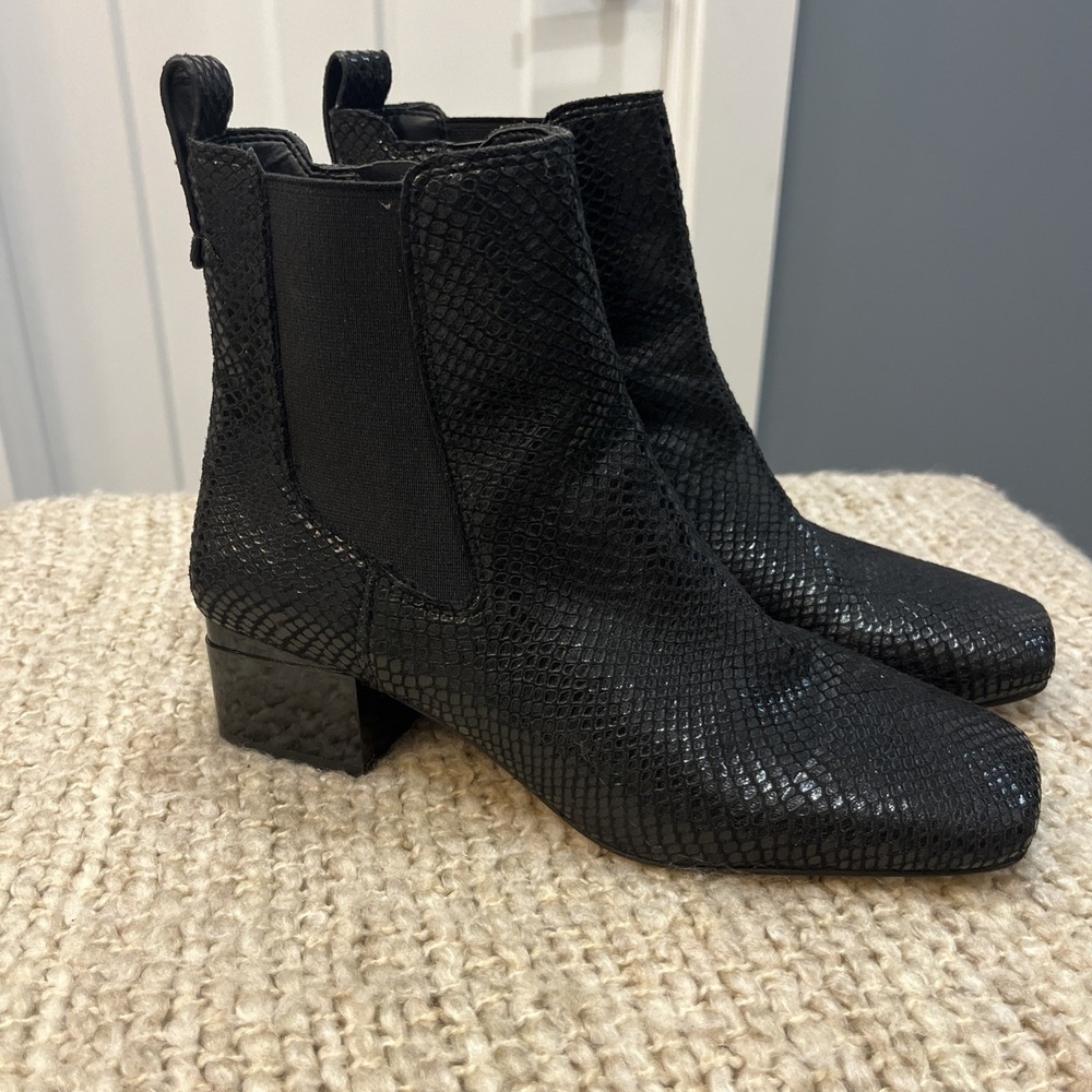 Franco Sarto Boots Womens 7.5โ M Waxton Square Toe Ankle Chelsea Heels Black